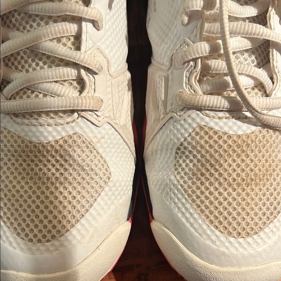 Wilson Pickleball White and Blue Women’s Shoes - Picture 8 of 10